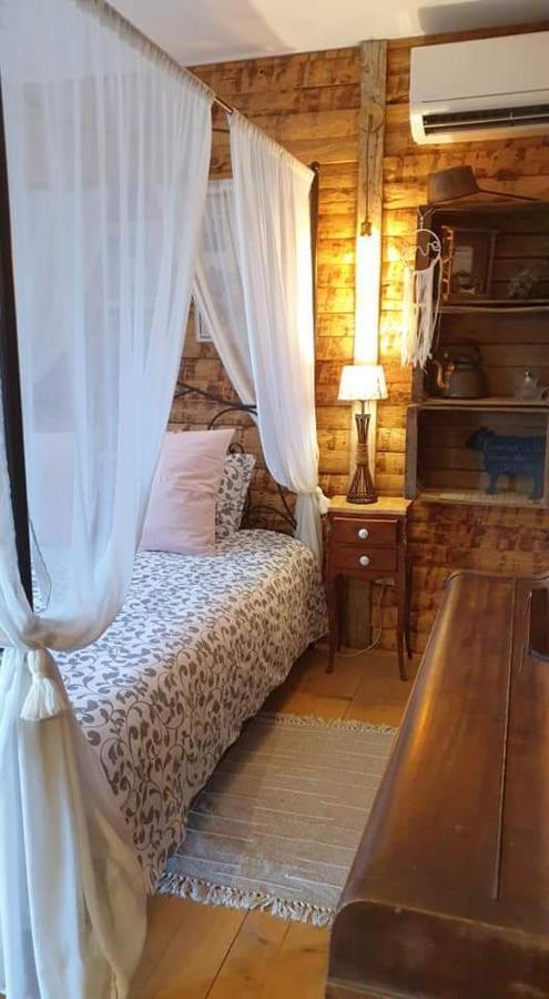 Chambre D'Hotes Le Petit Ranch Los Masos Екстер'єр фото